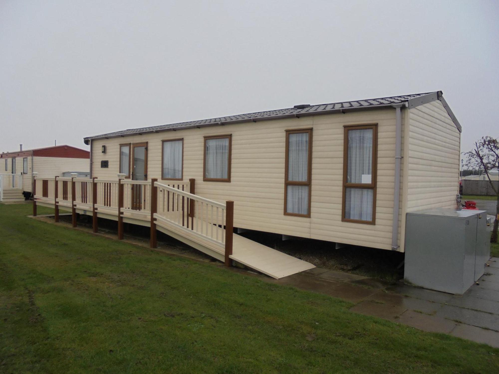 The Grange Ingoldmells: Elan 6 Berth, Central Heated, Wrap Around Decking Екстериор снимка