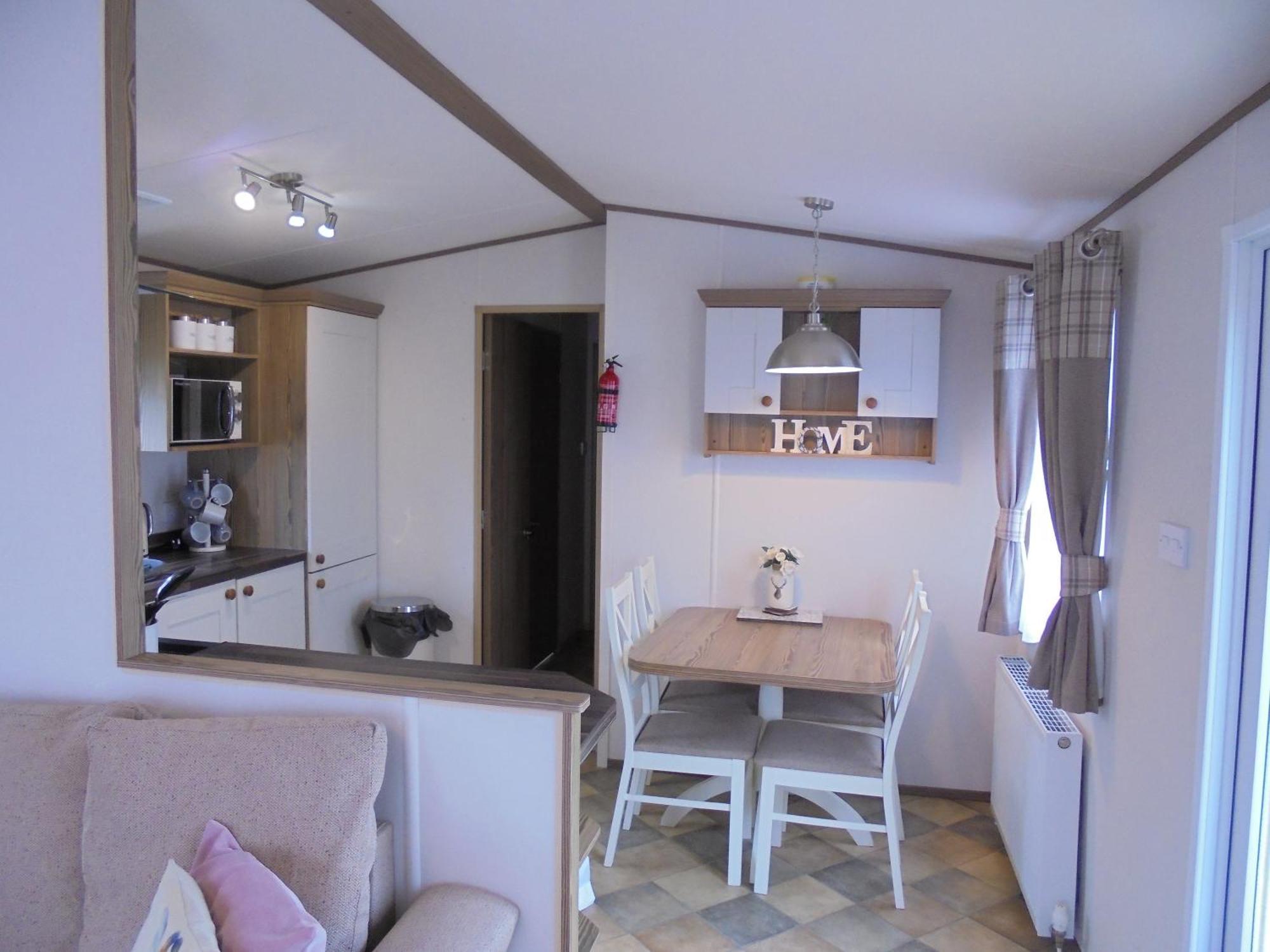 The Grange Ingoldmells: Elan 6 Berth, Central Heated, Wrap Around Decking Екстериор снимка