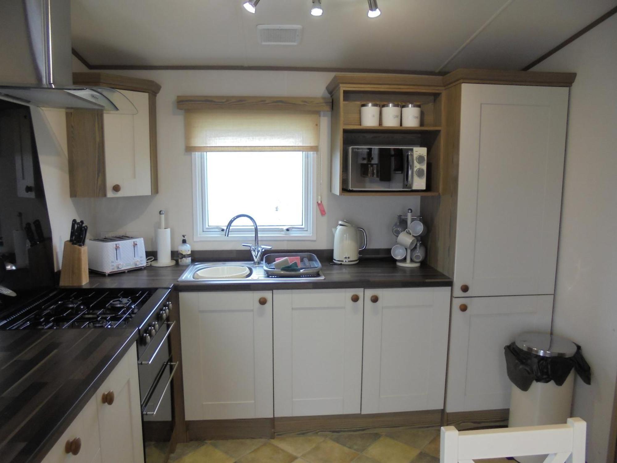 The Grange Ingoldmells: Elan 6 Berth, Central Heated, Wrap Around Decking Екстериор снимка