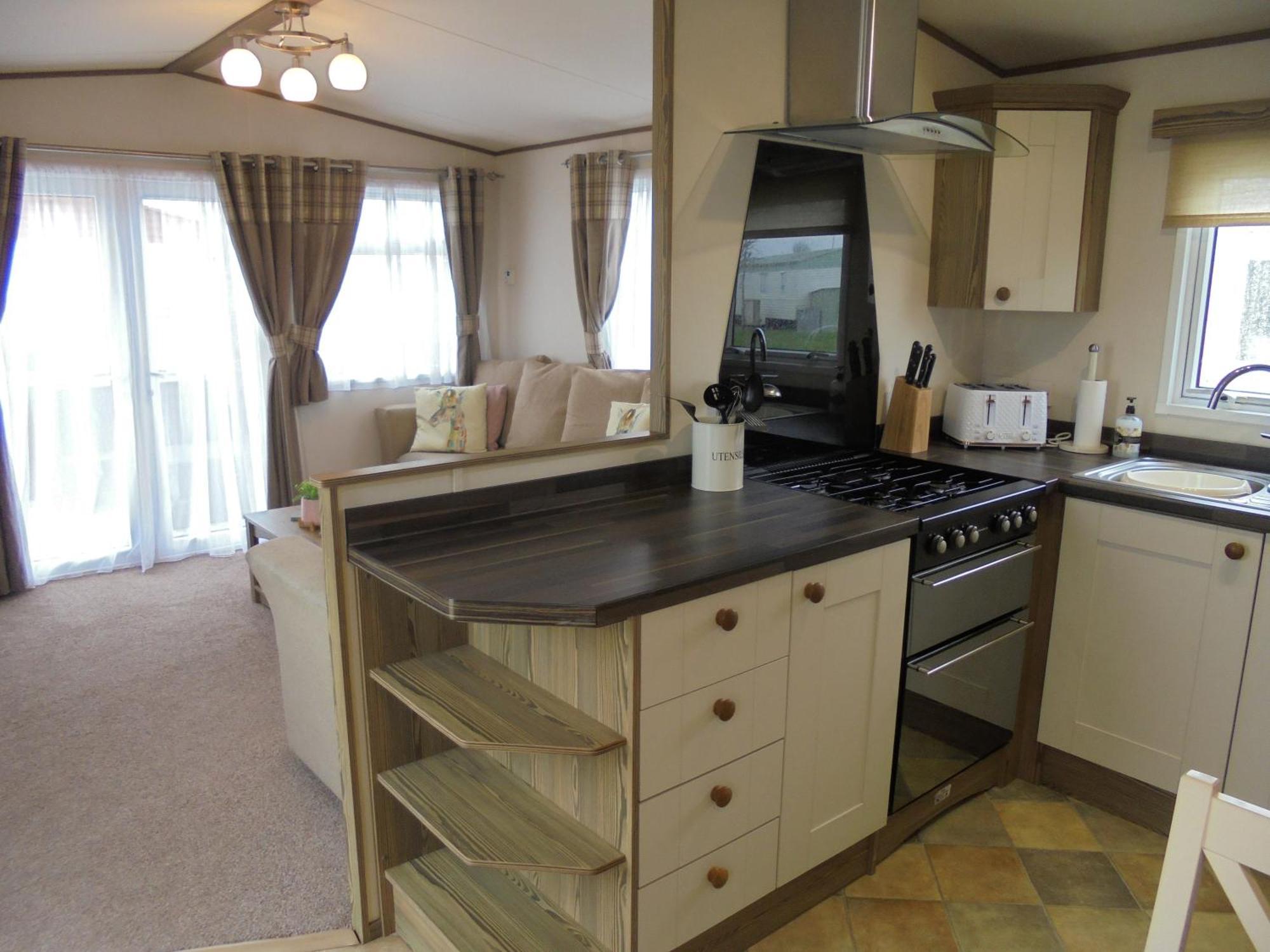 The Grange Ingoldmells: Elan 6 Berth, Central Heated, Wrap Around Decking Екстериор снимка